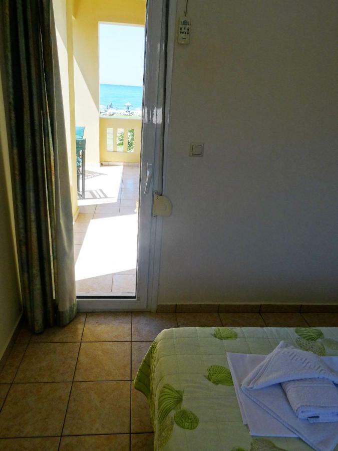 Holiday home Platanias House On The
