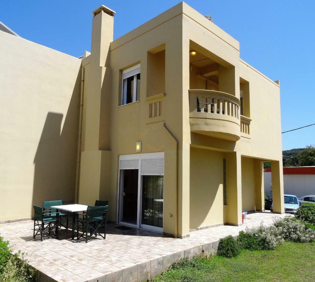 Holiday home Platanias House On The