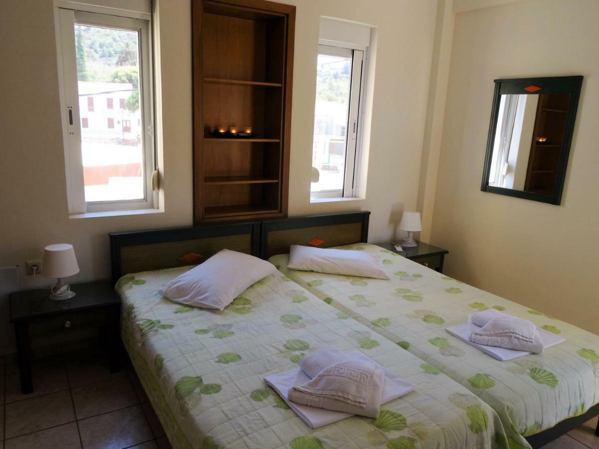 Holiday home Platanias House On The